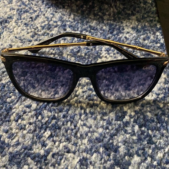 Gucci Sunglasses - Picture 5 of 7